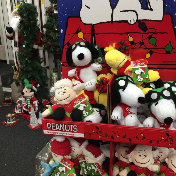 Cvs Peanuts Christmas 2022 Cvs Pharmacy - Glendale, Ny