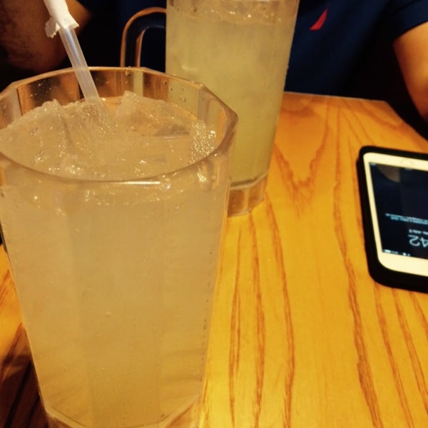 Photo taken at Chili&#39;s Grill &amp; Bar by Bya C. on 7/2/2015