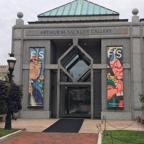 Photo taken at Arthur M. Sackler Gallery by Gabe T. on 9/21/2018