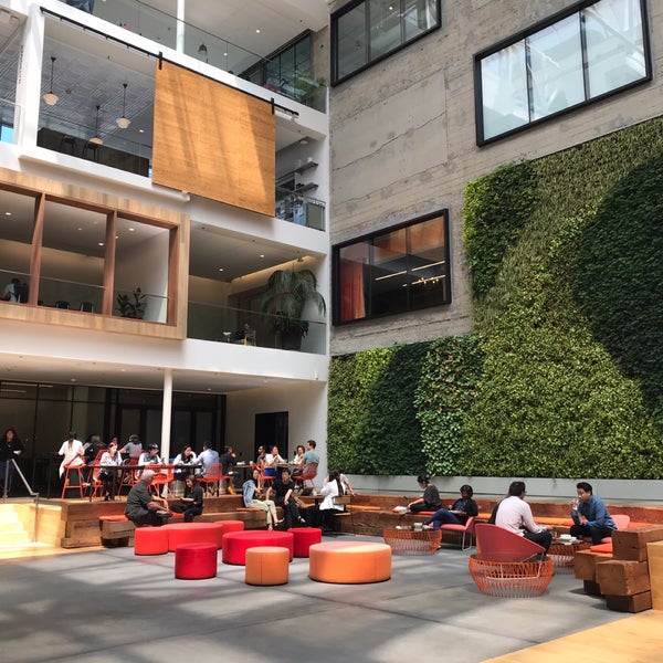 Photo taken at Airbnb HQ by Andrew C. on 8/20/2019