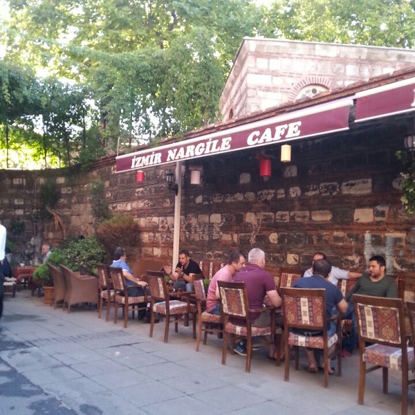 Снимок сделан в Anatolia Restaurant İzmir Cafe Restaurant пользователем Bulent O. 7/14/2014