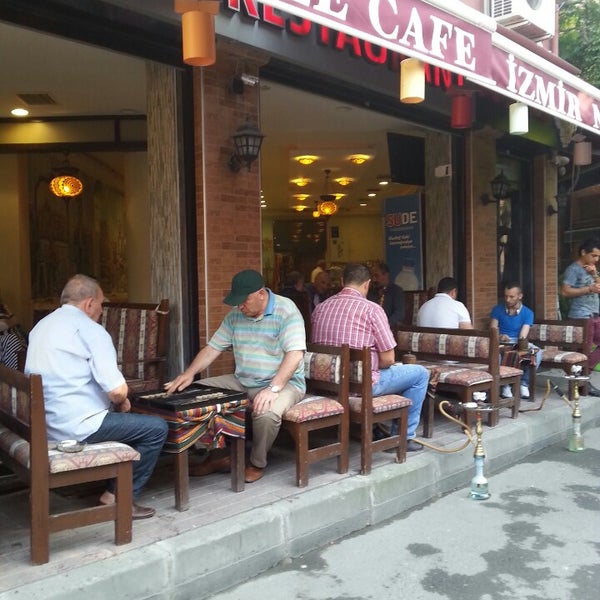 6/13/2014에 Bulent O.님이 Anatolia Restaurant İzmir Cafe Restaurant에서 찍은 사진