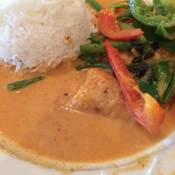 11/21/2013にJason M.がLittle Thai Cuisineで撮った写真
