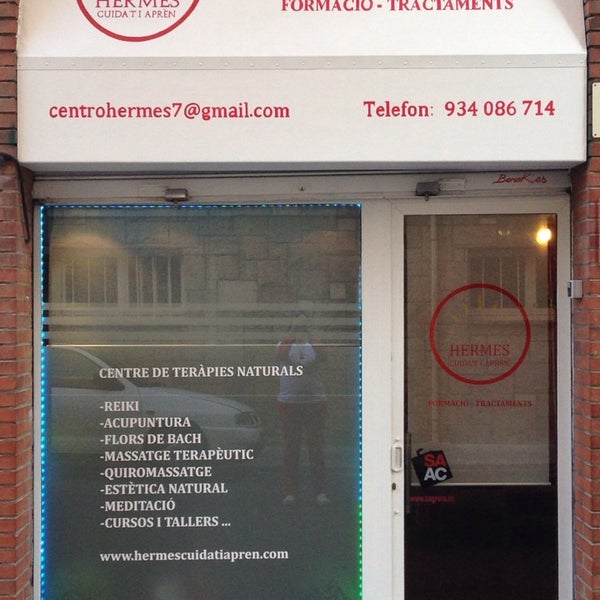 Photo taken at Hermes Cuida&#39;t i Apren · Centro de Terapias by Montserrat O. on 5/15/2014