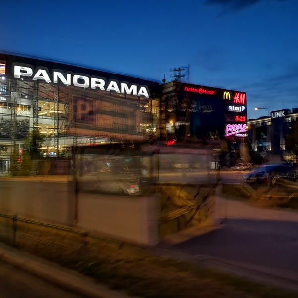 รูปภาพถ่ายที่ Panorama โดย Samuel A. Budiono เมื่อ 6/8/2019