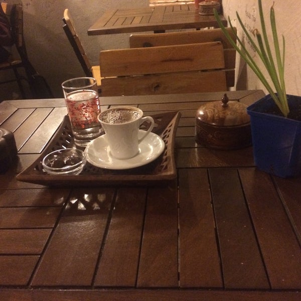 Das Foto wurde bei Melza&#39;s Cafe von Yavuz Y. am 3/30/2016 aufgenommen
