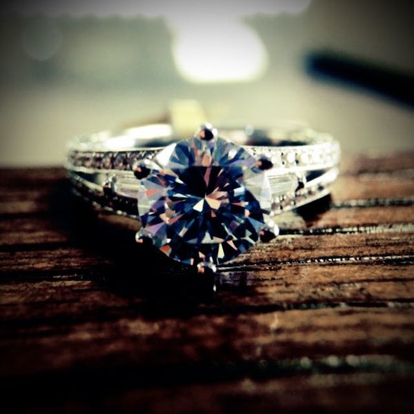 Diamond R Jewelry - Hays, KS