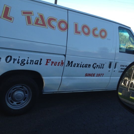 Photo taken at El Taco Loco by Dj O. on 10/26/2012
