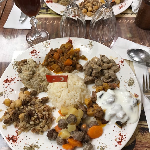 11/13/2018 tarihinde Onur A.ziyaretçi tarafından Güler Osmanlı Mutfağı'de çekilen fotoğraf