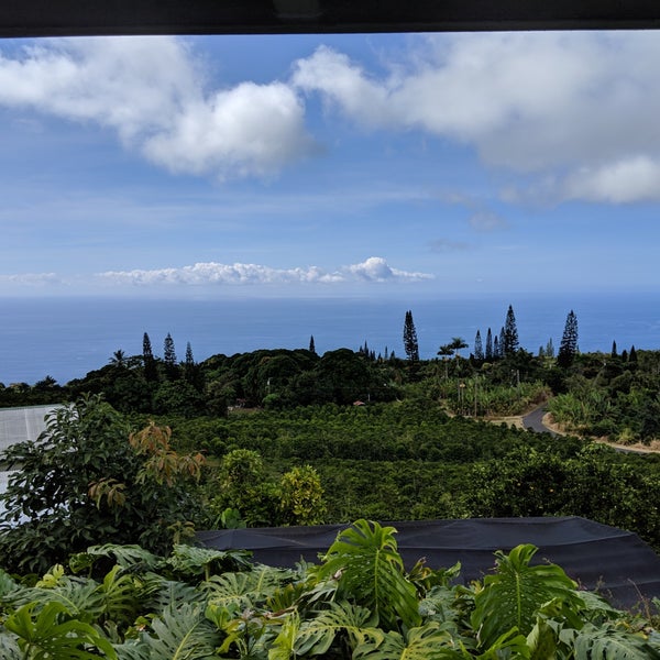 11/26/2018 tarihinde Abhinav M.ziyaretçi tarafından Heavenly Hawaiian Farms'de çekilen fotoğraf