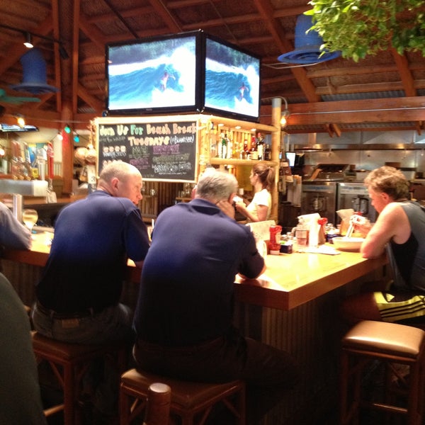 5/13/2013 tarihinde Robert M.ziyaretçi tarafından Islands Restaurant'de çekilen fotoğraf