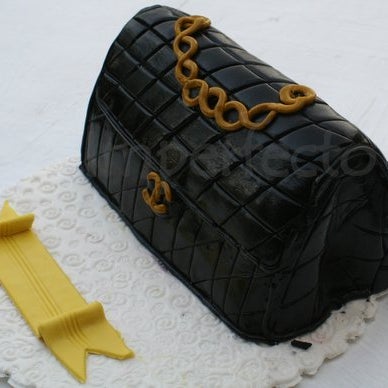 Customize your cake in Imperfecto!!!! Yumiiiii!!!!