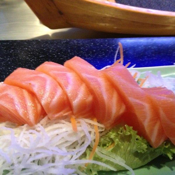 Das Foto wurde bei Ikesu Japanisches Restaurant von Александер М. am 11/23/2013 aufgenommen
