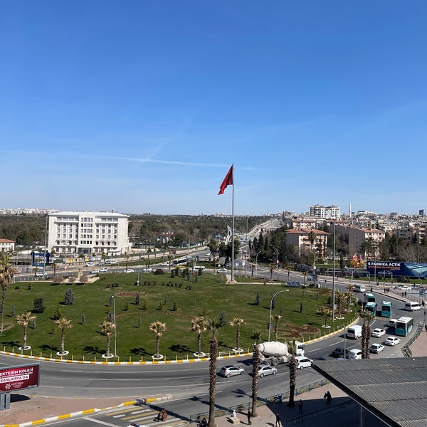 Das Foto wurde bei Nevali Hotel von Osman A. am 3/29/2022 aufgenommen