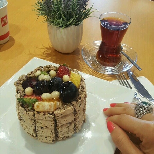 Photo taken at Namlı Cafe Fırın by PINAR on 10/14/2016