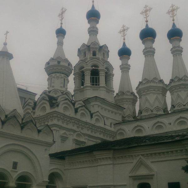 Церковь Рождества Богородицы в Путинках