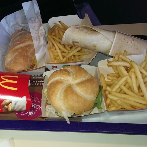 Photo prise au McDonald&#39;s par Остин le9/30/2013