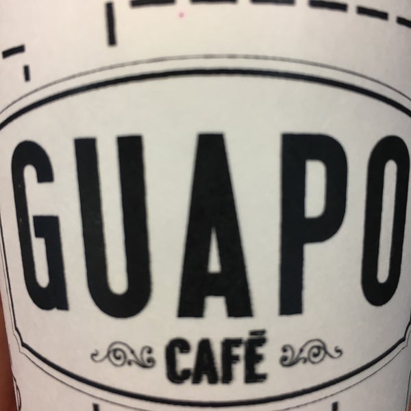 Foto scattata a Guapo Café da Carol G. il 11/14/2018
