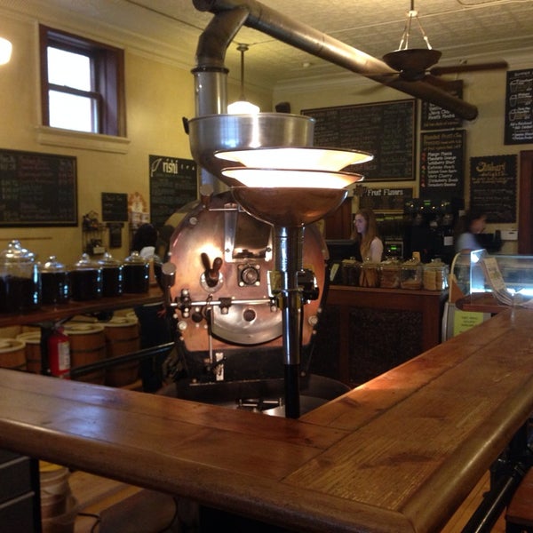 7/12/2014 tarihinde Josef N.ziyaretçi tarafından Cedarburg Coffee Roastery'de çekilen fotoğraf