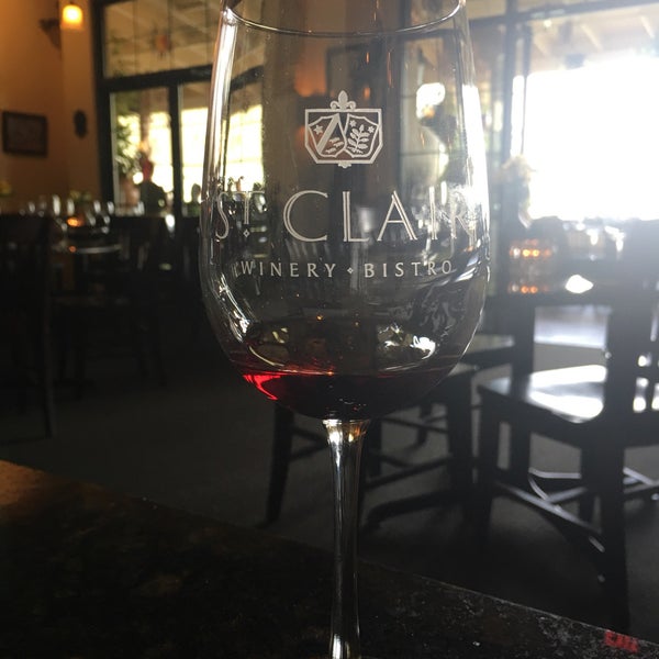 Photo taken at St Clair Winery &amp; Bistro by Chris G. on 3/31/2017
