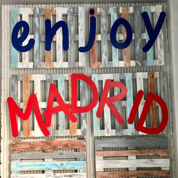 Foto diambil di Tryp Madrid Airport Suites oleh sabby ♬. pada 9/6/2017