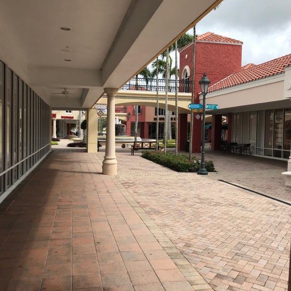 Photo taken at Miromar Outlets by Renato B. on 5/22/2018
