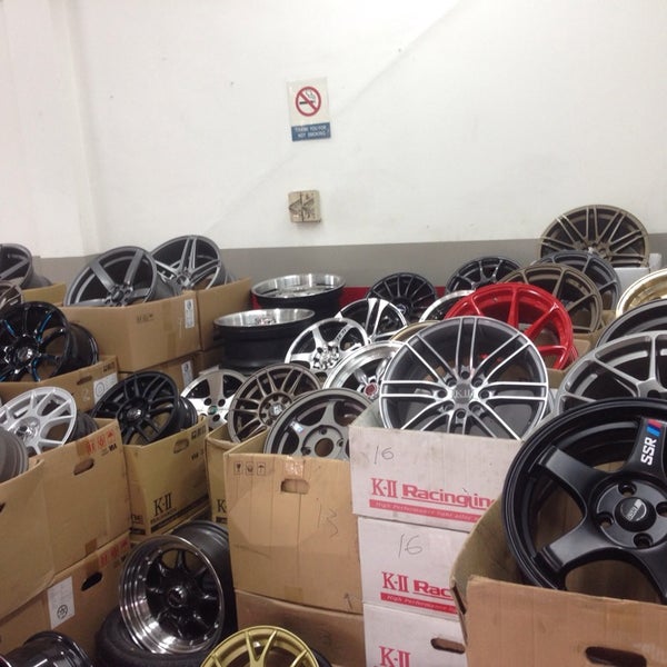 Racing Z Car Point Sdn Bhd Automotive Repair Shop in Seri Kembangan