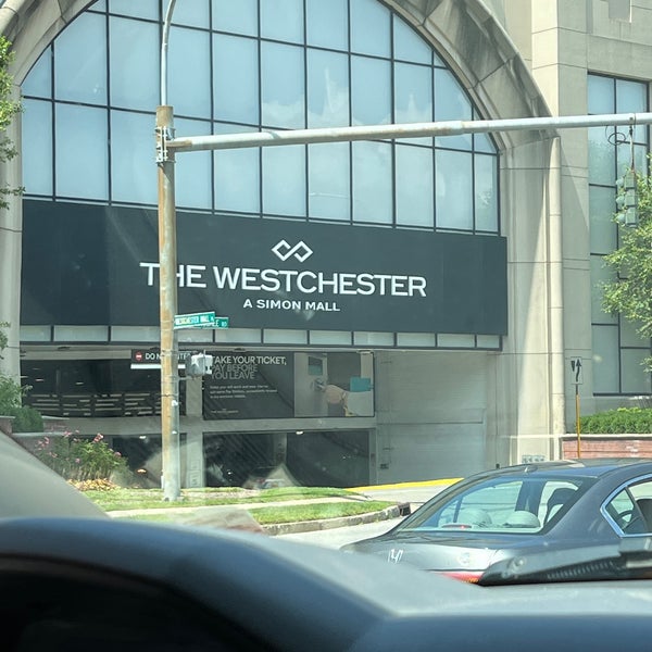 Louis Vuitton White Plains Westchester Store in White Plains, United States