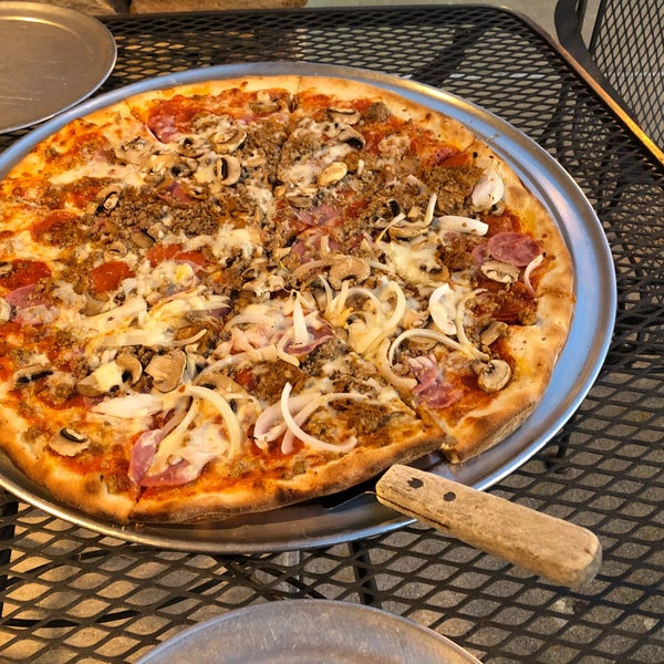 Photo taken at Luigi&#39;s Pasta &amp; Pizzeria Restaurant by James L. on 5/17/2018