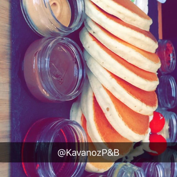 7/5/2016에 Cem D.님이 Kavanoz Pancakes &amp; Biscuits에서 찍은 사진