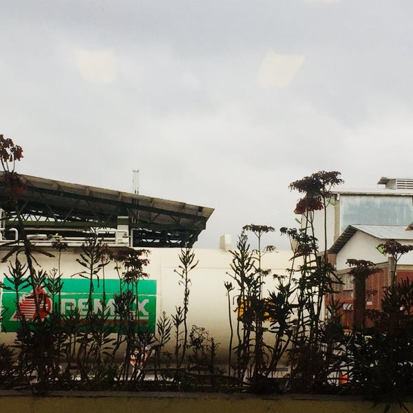 Fotos en TAR 18 de Marzo Refinería 18 de Marzo Av. Ingenieros Militares