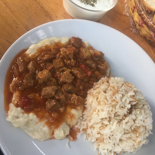Halaskar Cafe Ev Yemekleri Kozyatağı Istanbul, Kozyatagi
