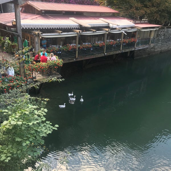 Foto diambil di Hotel &amp; Restaurant Canyon Matka oleh Merve . pada 9/24/2020