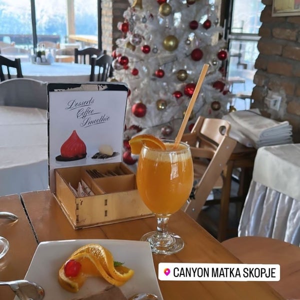 Foto diambil di Hotel &amp; Restaurant Canyon Matka oleh Merve . pada 12/27/2022