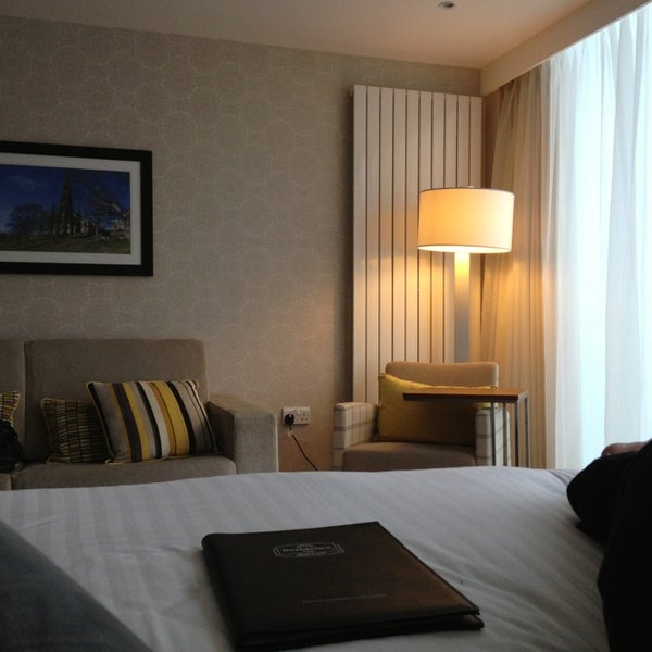 Foto tirada no(a) Residence Inn by Marriott Edinburgh por Louise Hungeberg A. em 9/9/2013