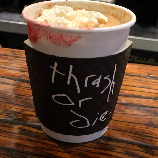 Foto scattata a Trouble Coffee da Emily B. il 1/16/2019