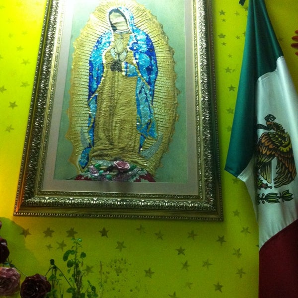 Photo taken at María La Mexicana by Caro D. on 11/10/2013
