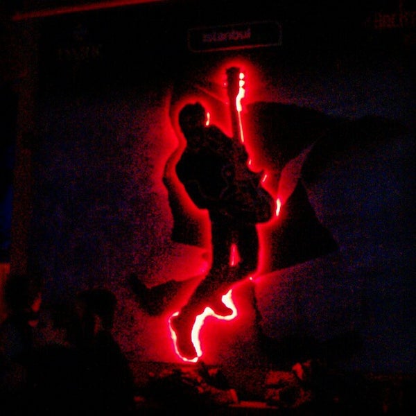 Foto diambil di Favela Istanbul oleh Ersin Ö. pada 3/2/2013