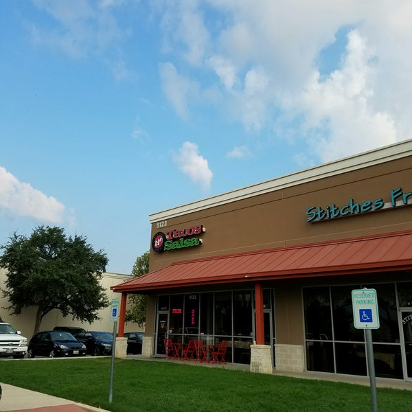 Tacos N Salsa Taco Restaurant in Northwest Side