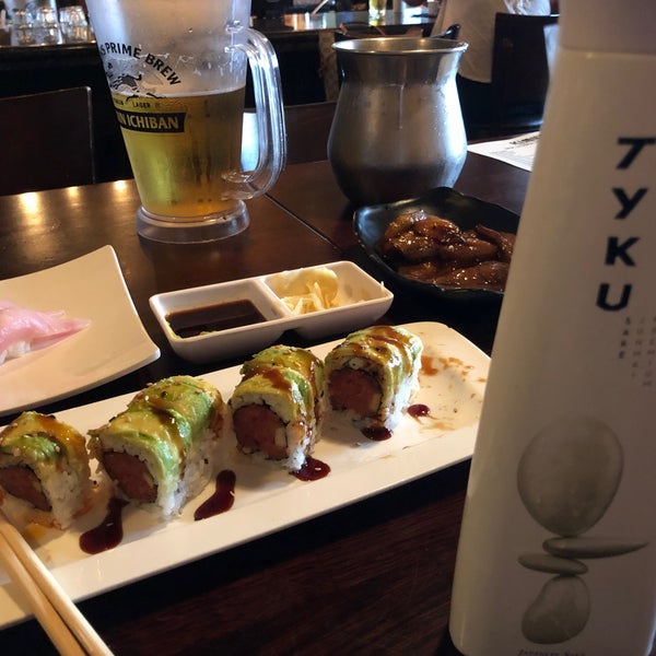 Kimuya Sushi Sports Bar 19 tips from 643 visitors