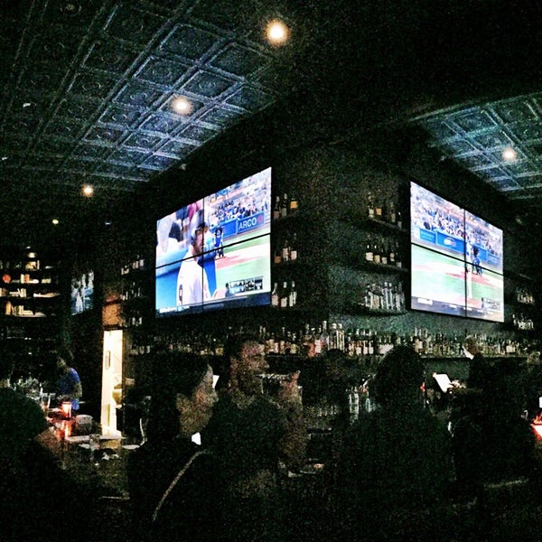 A nice bar to watch a sports game, including Dodger games! Full bar, great beer selections buy limited food options.