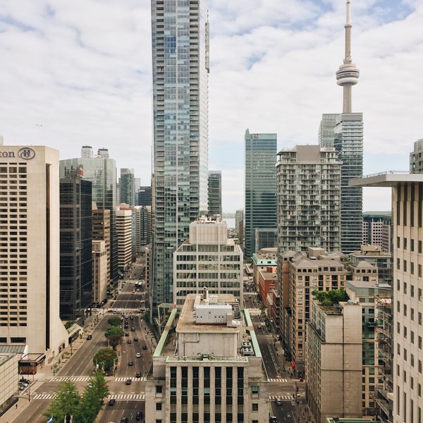 Canada Life Building 330 University Ave