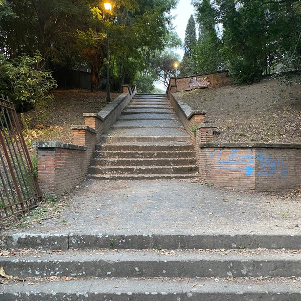 Parco degli Scipioni Park in Roma