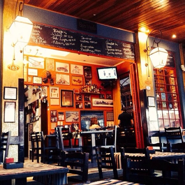 12/28/2013 tarihinde Enio G.ziyaretçi tarafından Bar do Argentino'de çekilen fotoğraf