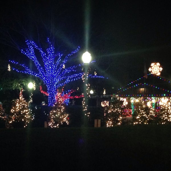 Discover the Mesmerizing Christmas Lights in Davie Florida