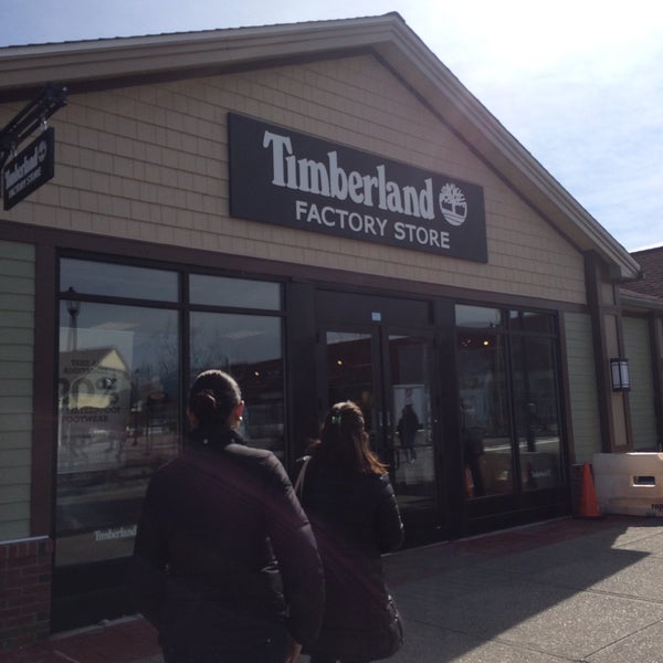 Timberland Store In Woodbury Common Premium Outlet Mall Stock Photo -  Download Image Now - iStock