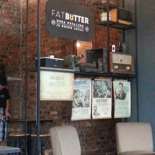 รูปภาพถ่ายที่ Fat Butter Restaurant โดย Farid N. เมื่อ 11/9/2013