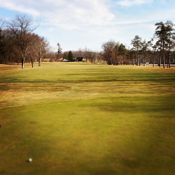 Photo taken at Delaware Golf Club by Teddy on 3/11/2013