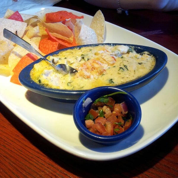 Photo taken at Red Lobster by Claudio P. on 3/1/2013