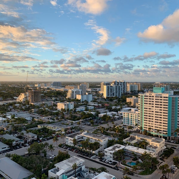 Foto tomada en Hilton Fort Lauderdale Beach Resort  por Ronald B. el 2/9/2019